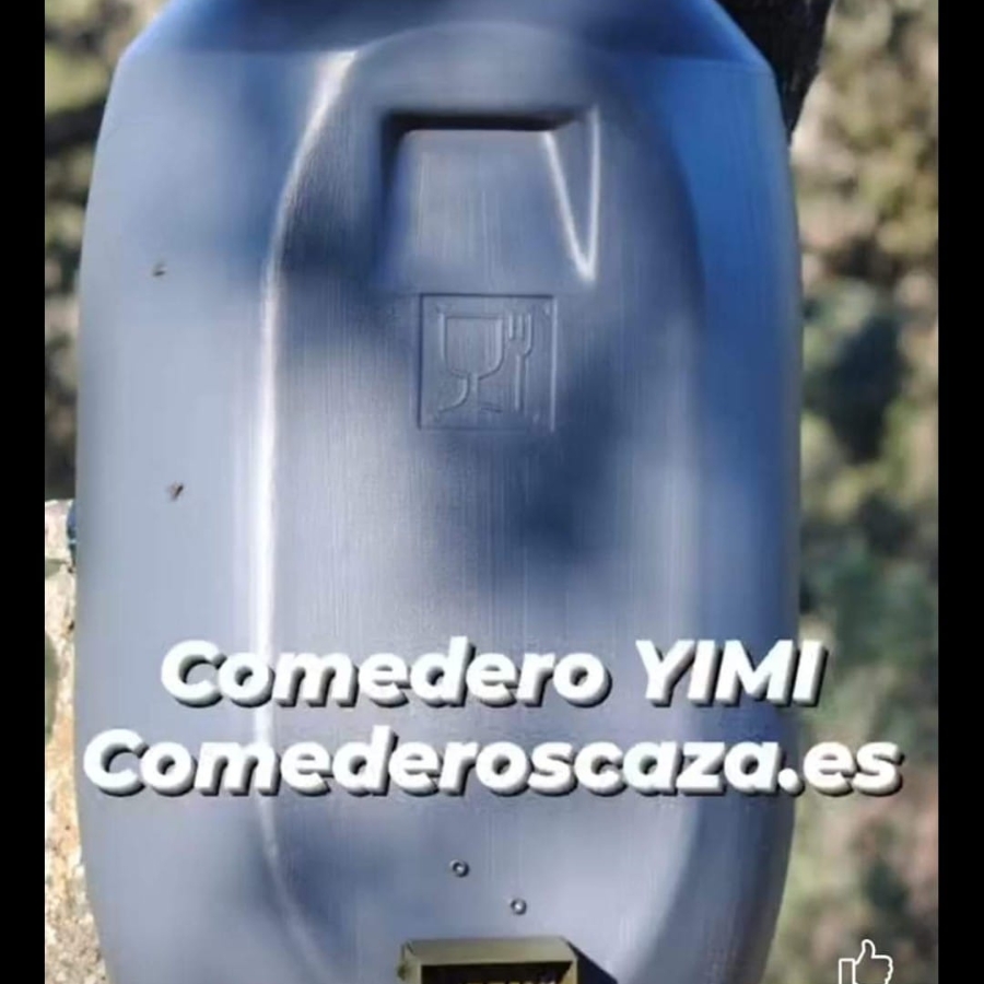 Comedero de 60 litros con trampilla yimi