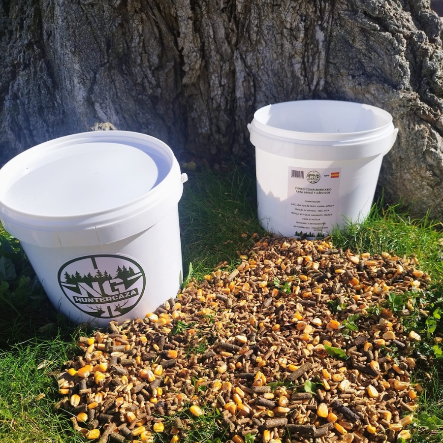 Atrayente para jabalies y ciervos